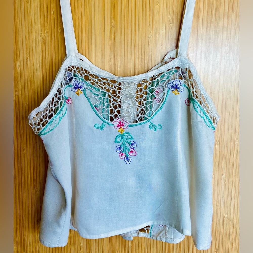 Embroidered Lace Camisole - Picture 2 of 4